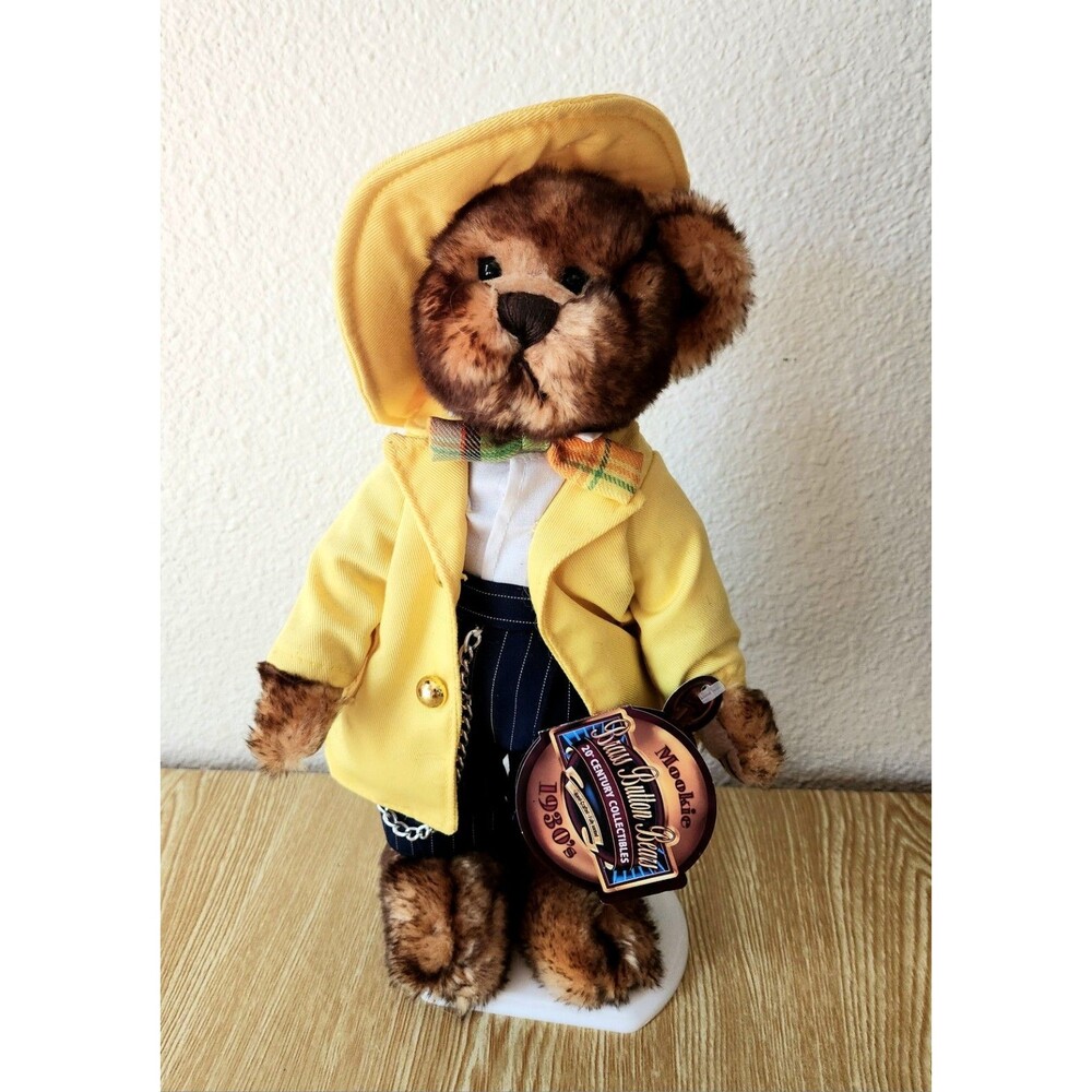 VTG BRASS BUTTON BEARS MOOKIE 20th Cent. Collectible Bear 1999 Clothes Stand New